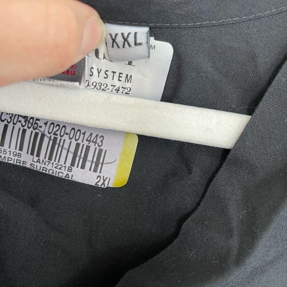 scrub set  - Picture 3 of 4